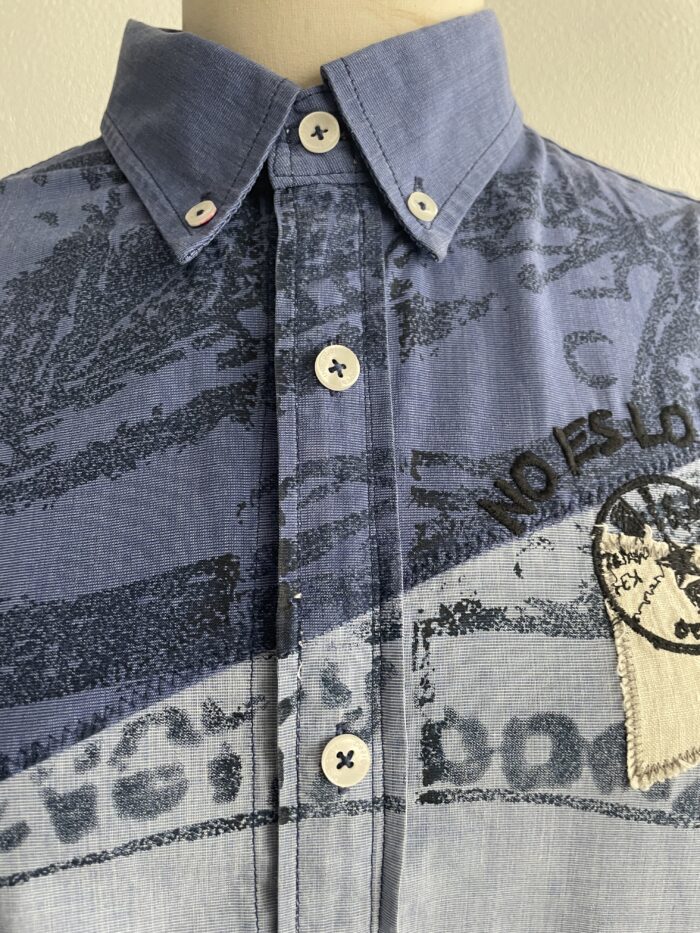 Chemise bleue et jean – Image 4